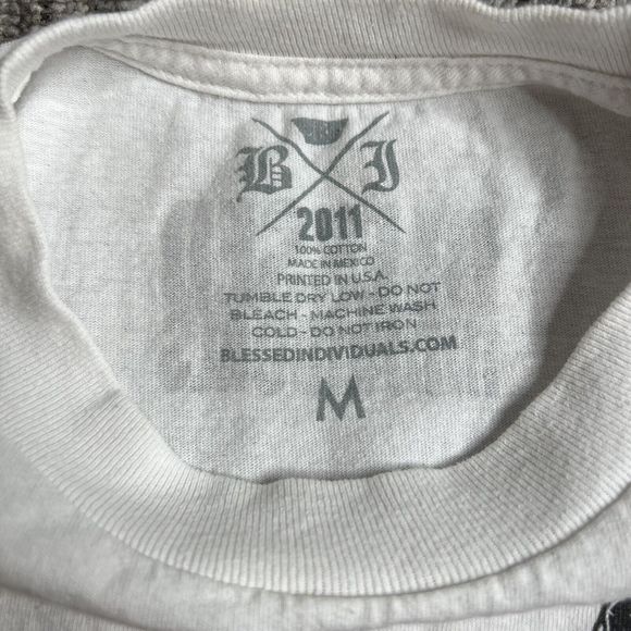 Blessed Individials T-shirt Adult Size Medium White 2011 - Picture 4 of 9